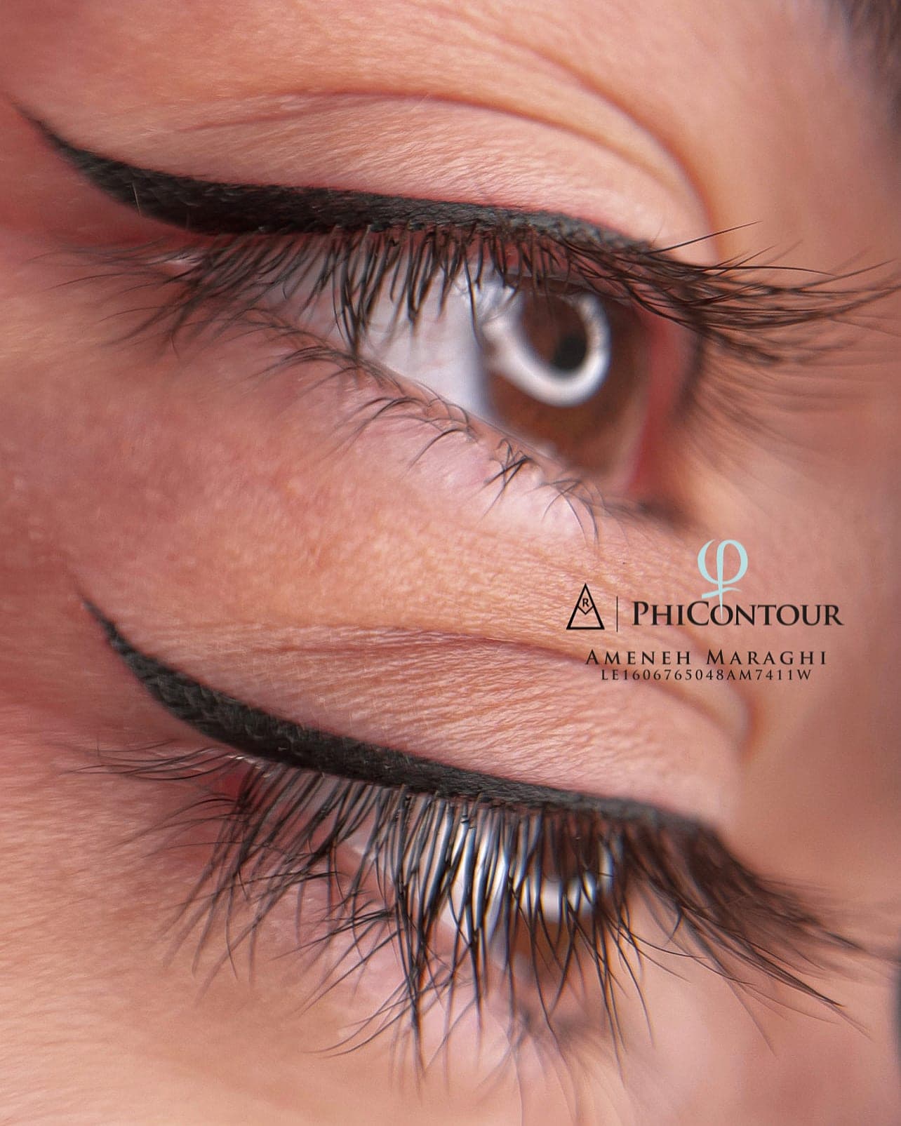 PhiContour eyeliner